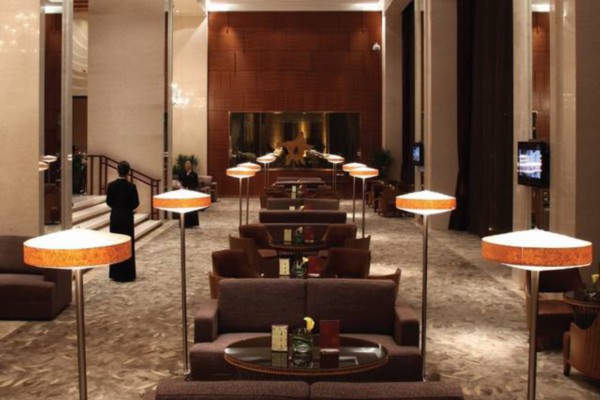 解放碑旁，这些按摩地让你放松一整天